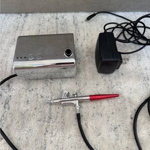 US Cake Supply Airbrush Kit - Airbrush & Compressor Only